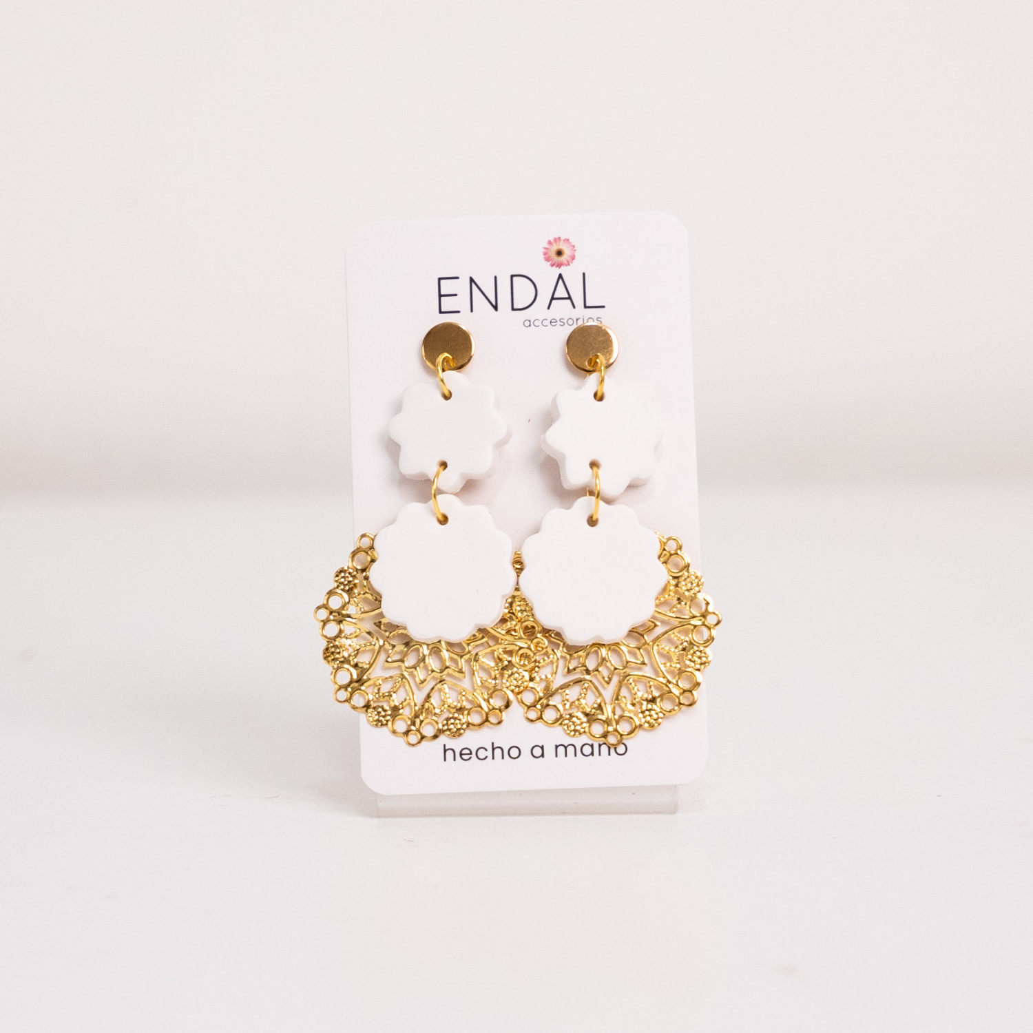 Aretes Maja chico blanco