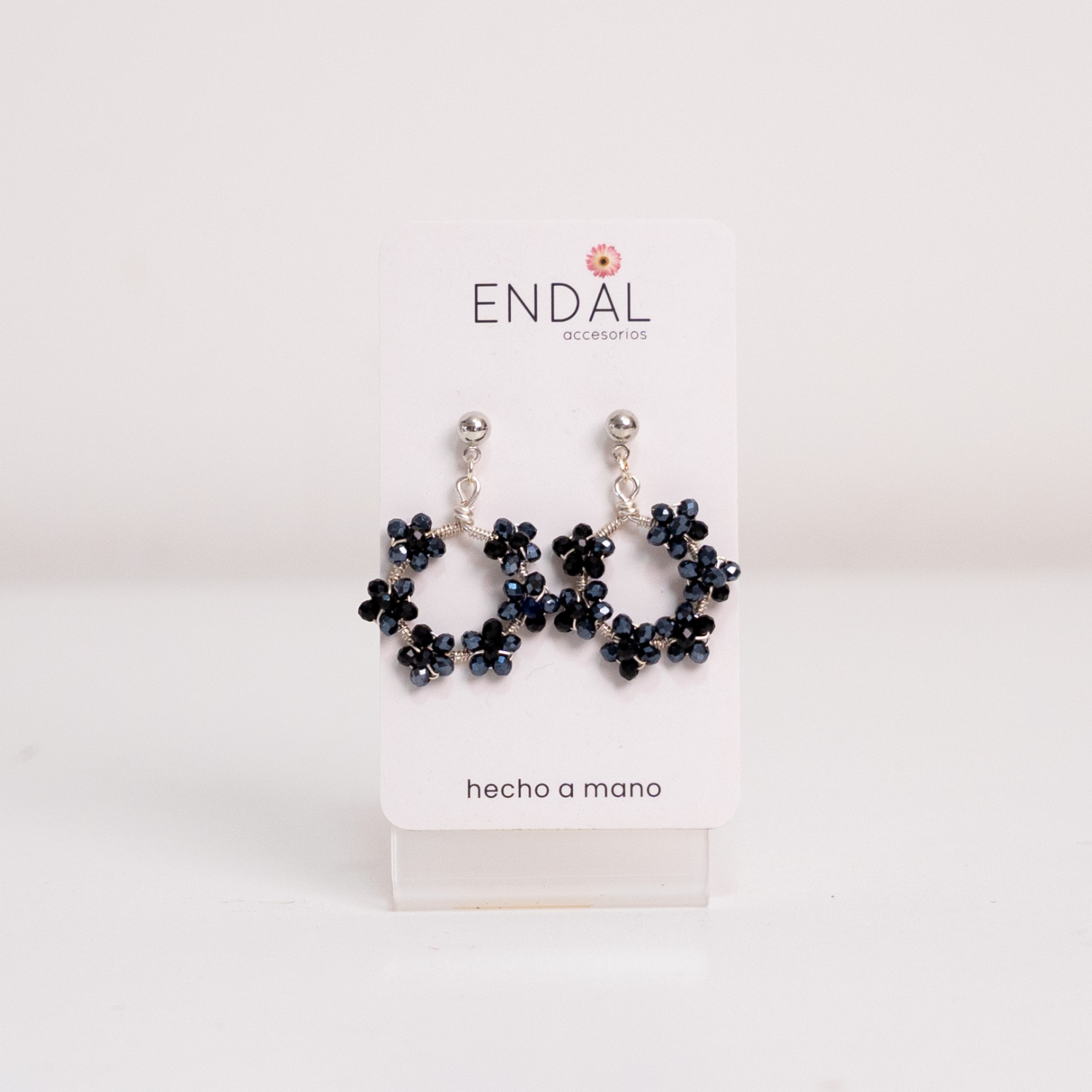 Aretes Nina Negro con plateado