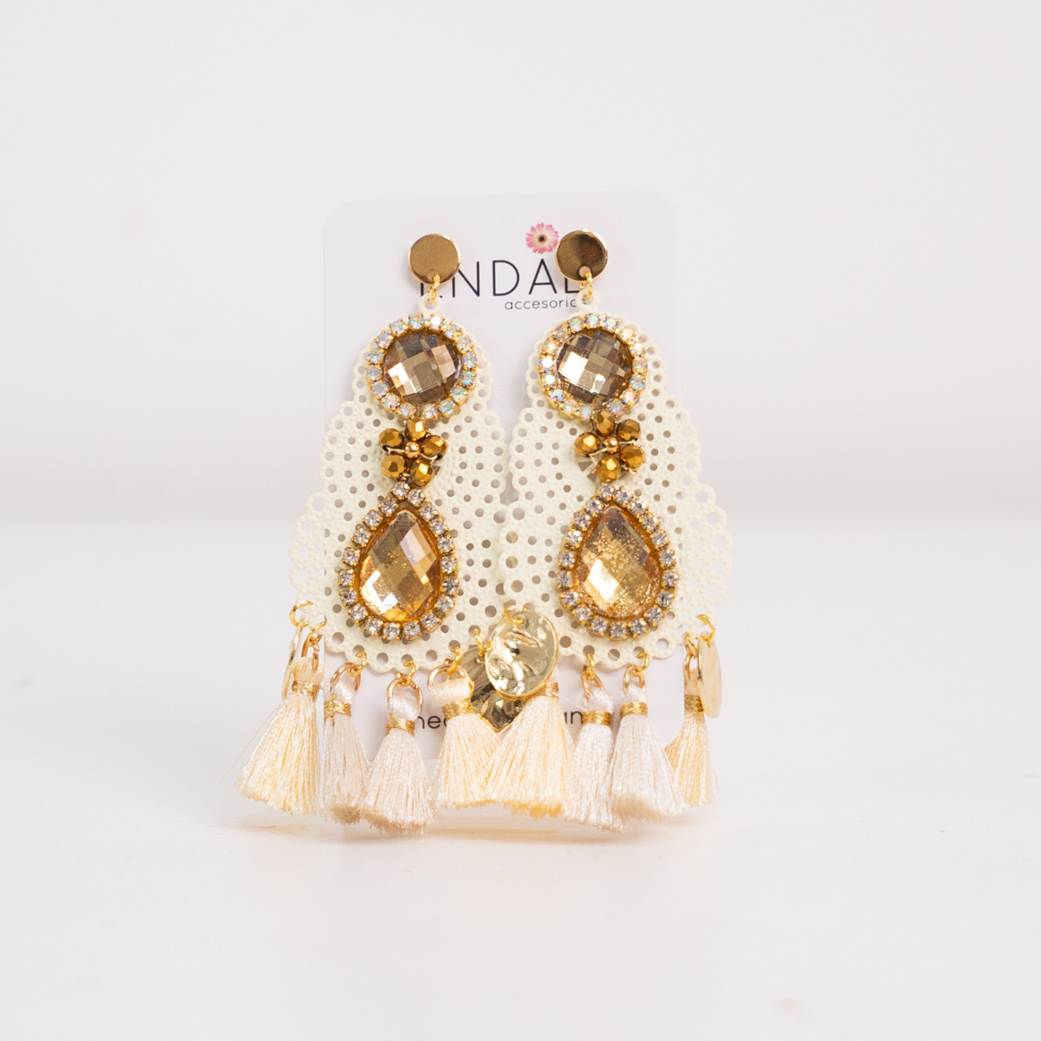Arete Kena Nude